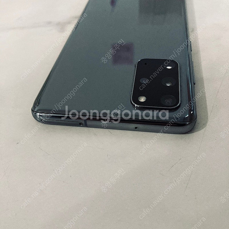 갤럭시 S20플러스 그레이 256용량 완전깨끗 13만원 판매합니다!--3